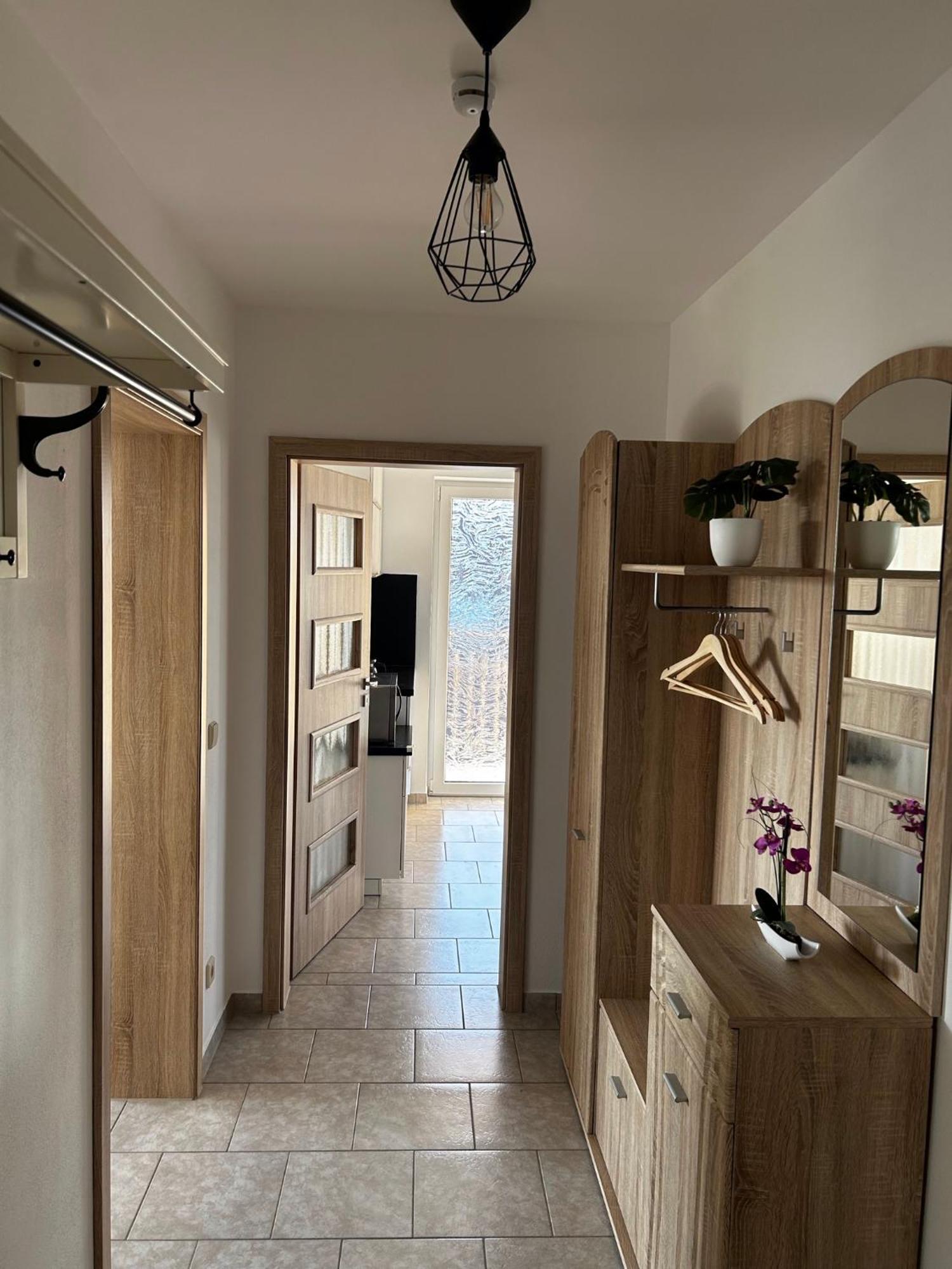 Stadt. Land. See. Ferienwohnung لبسيا المظهر الخارجي الصورة